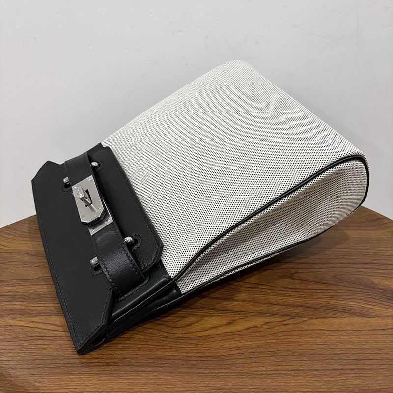 エルメス ケリーアッカド コーデ HERMES ケリー アッカド HAC A DOS 黒 ブラック トワル/スイフト シルバー金具 2524350 - 画像 (6)