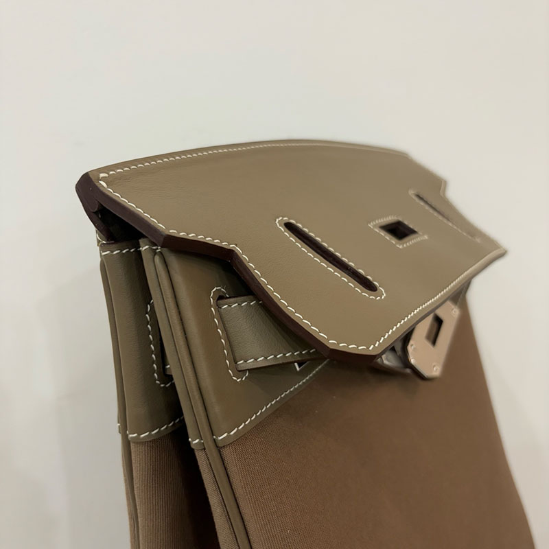 エルメス リュック メンズ HERMES ケリー アッカド HAC A DOS エトゥープ トワル/スイフト シルバー金具 2524353 - 画像 (3)