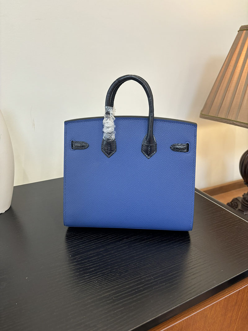 バーキン20 定価 HERMES バーキン 20 セリエ ディープブルー×ブルーマリン×ブルーインディゴ ヴォー・マダム×アリゲーターマット×スイフト シルバー金具 2524380 - 画像 (7)