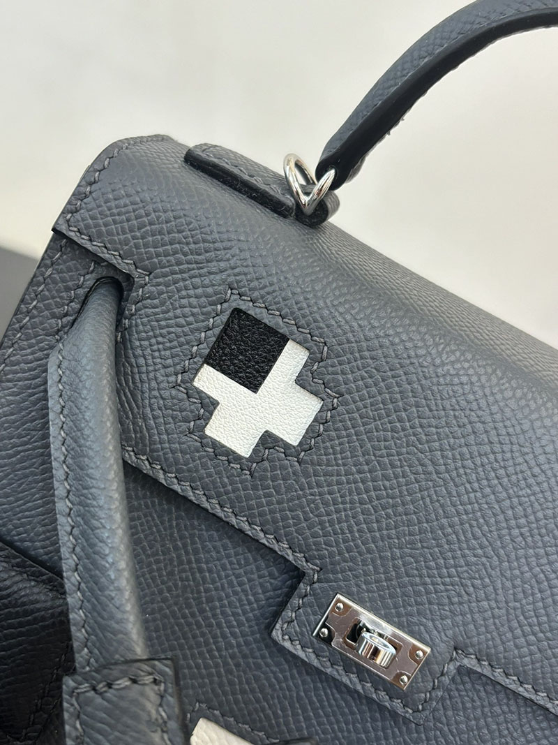 エルメス ケリードール 定価 HERMES ケリードールピクト グリミスティ/ブラック/ヴェールフィズ/アルザン エプソン シルバー金具 2524387 - 画像 (5)