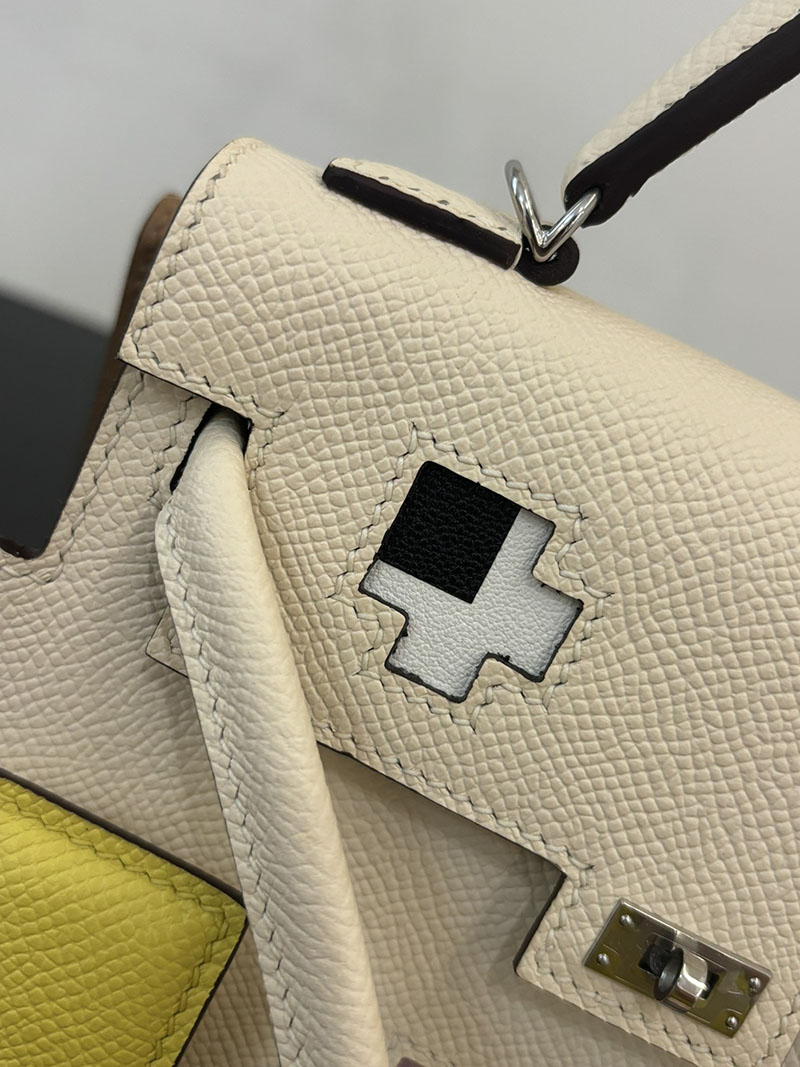 エルメス ケリードール 定価 HERMES ケリードールピクト ナタ/ブラック/ホワイト/モーヴシルベストル/スフレ/ビスキュイ エプソン シルバー金具 2524388 - 画像 (4)