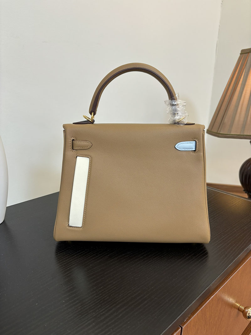 エルメス ケリー25 定価 HERMES ケリー25 カラーマティック 内縫い チャイ/ブルーブリュム/ライム ヴォー・スイフト ゴールド金具 2524462 - 画像 (8)