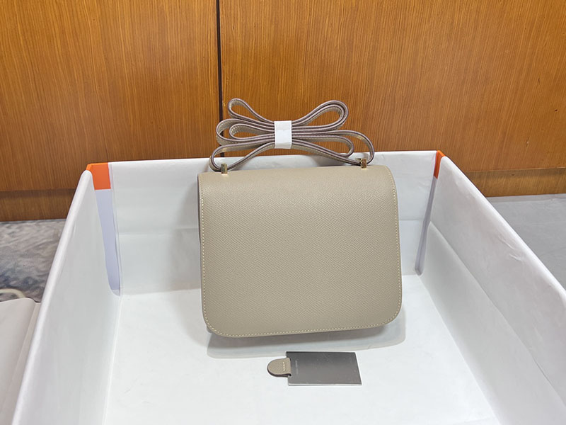 エルメススーパーコピー コンスタンス ミニ 定価 HERMES コンスタンス1 ミニ トゥルティエールグレー ヴォーエプソン ゴールド金具 2524488 - 画像 (8)