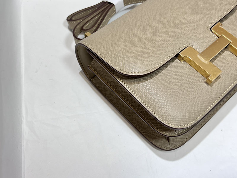エルメススーパーコピー コンスタンス ミニ 定価 HERMES コンスタンス1 ミニ トゥルティエールグレー ヴォーエプソン ゴールド金具 2524488 - 画像 (7)