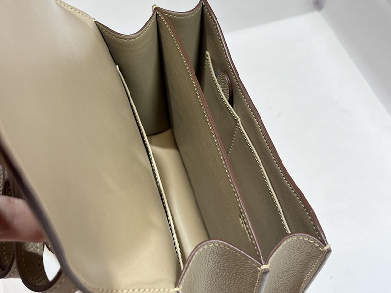 エルメススーパーコピー コンスタンス ミニ 定価 HERMES コンスタンス1 ミニ トゥルティエールグレー ヴォーエプソン ゴールド金具 2524488 - 画像 (4)