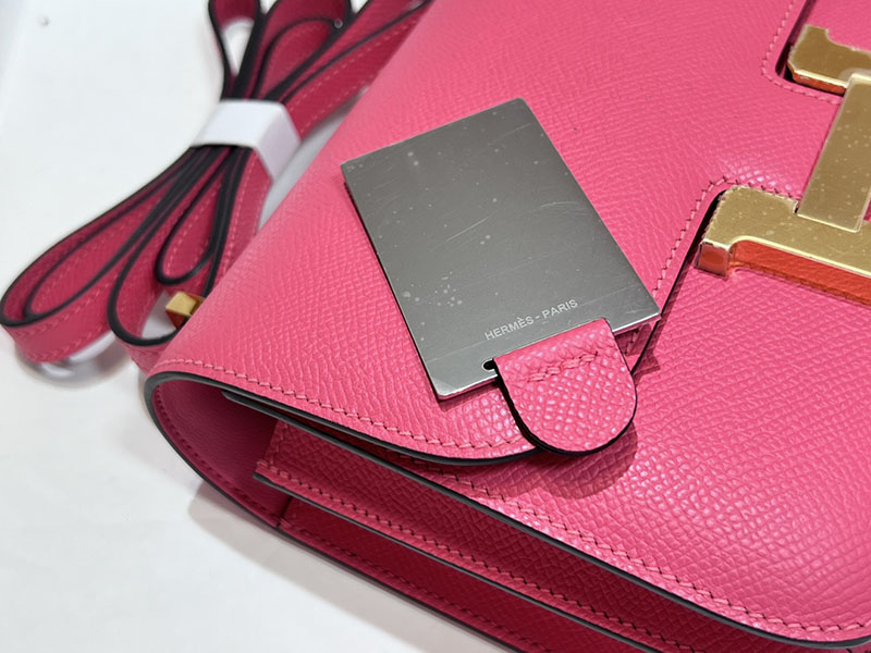 エルメススーパーコピー コンスタンス ミニ 定価 HERMES コンスタンス1 ミニ ローズアザレ ヴォーエプソン ゴールド金具 2524489 - 画像 (3)
