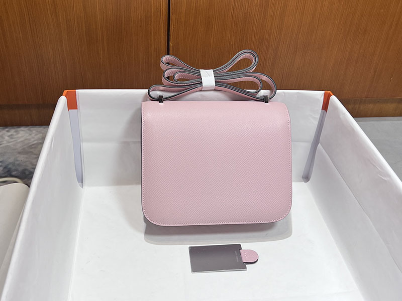 エルメススーパーコピー コンスタンス ミニ 定価 HERMES コンスタンス1 ミニ ローズサクラ ヴォーエプソン シルバー金具 2524491 - 画像 (8)