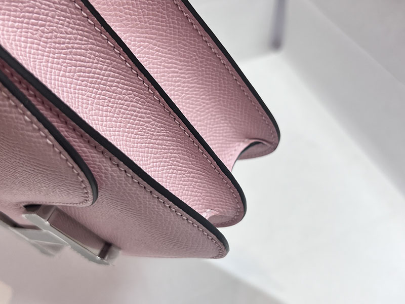 エルメススーパーコピー コンスタンス ミニ 定価 HERMES コンスタンス1 ミニ ローズサクラ ヴォーエプソン シルバー金具 2524491 - 画像 (4)