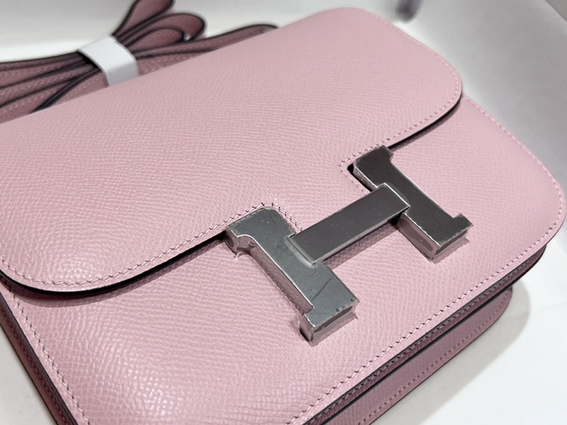 エルメススーパーコピー コンスタンス ミニ 定価 HERMES コンスタンス1 ミニ ローズサクラ ヴォーエプソン シルバー金具 2524491 - 画像 (2)