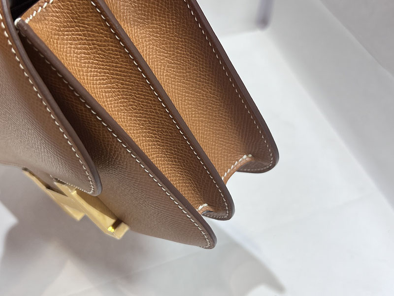 エルメススーパーコピー コンスタンス ミニ 定価 HERMES コンスタンス1 ミニ ゴールド ヴォーエプソン ゴールド金具 2524494 - 画像 (4)