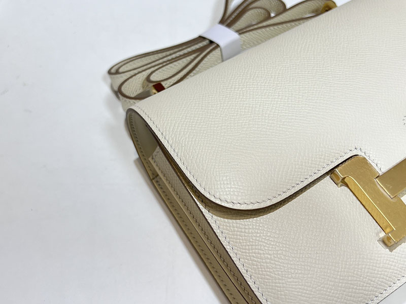 エルメススーパーコピー コンスタンス ミニ 定価 HERMES コンスタンス1 ミニ クレ ヴォーエプソン ゴールド金具 2524496 - 画像 (6)