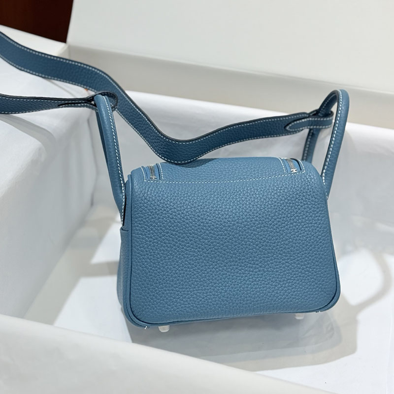エルメス バッグ ショルダー リンディミニ 定価 HERMES ミニリンディ ニューブルージーン トリヨンクレマンス シルバー金具 2524525 - 画像 (9)