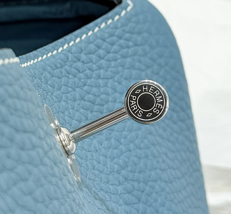 エルメス バッグ ショルダー リンディミニ 定価 HERMES ミニリンディ ニューブルージーン トリヨンクレマンス シルバー金具 2524525 - 画像 (6)