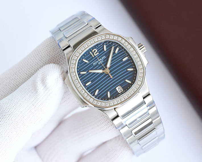 最高級パテックフィリップスーパーコピー PATEK PHILIPPE ノーチラス レディース 7118/1A-001 パテックフィリップ レディース 人気 - 画像 (7)