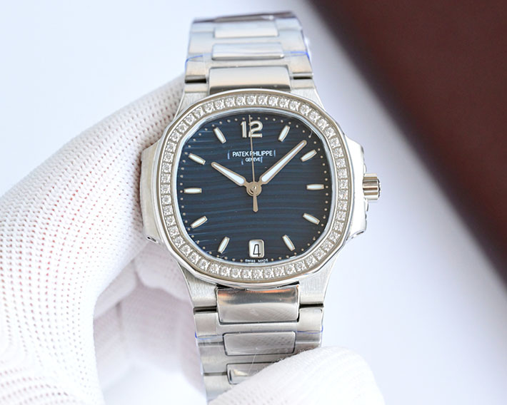最高級パテックフィリップスーパーコピー PATEK PHILIPPE ノーチラス レディース 7118/1A-001 パテックフィリップ レディース 人気 - 画像 (6)