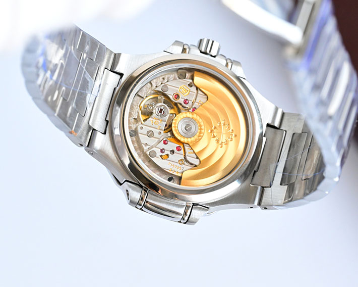 最高級パテックフィリップスーパーコピー PATEK PHILIPPE ノーチラス レディース 7118/1A-001 パテックフィリップ レディース 人気 - 画像 (3)