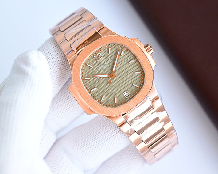最高級パテックフィリップスーパーコピー PATEK PHILIPPE ノーチラス 7010/1R-012 ゴールデン・ブラウン レディース 腕時計 - 画像 (7)