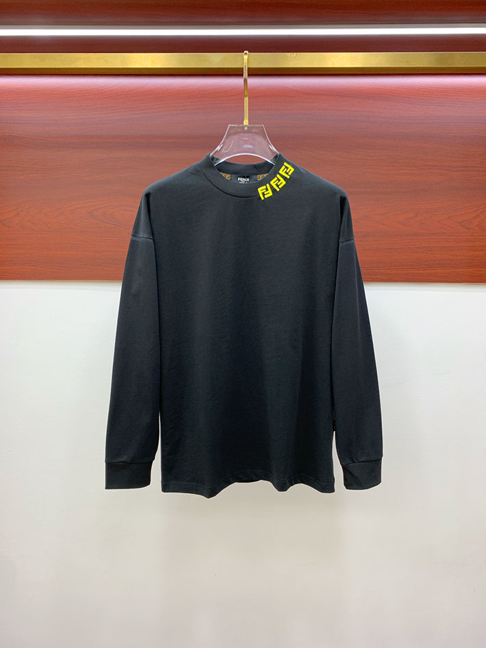 FENDI Tシャツ アウトレット