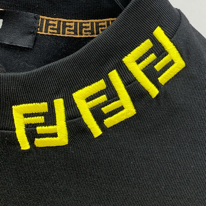 最高級フェンディスーパーコピー キッズ 子供服 ジュニア ユニセックス可 トップス ロンT 長袖Tシャツ ブラック 2524757 FENDI Tシャツ アウトレット - 画像 (6)