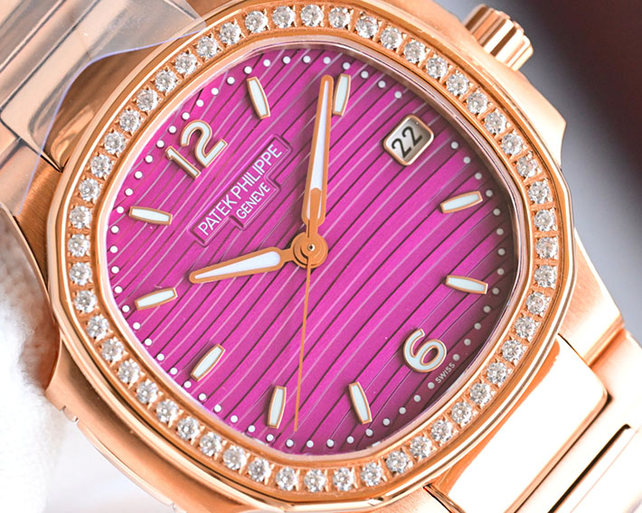 最高級パテックフィリップスーパーコピー PATEK PHILIPPE ノーチラス レディース 7010R-013 レディース 腕時計 - 画像 (9)