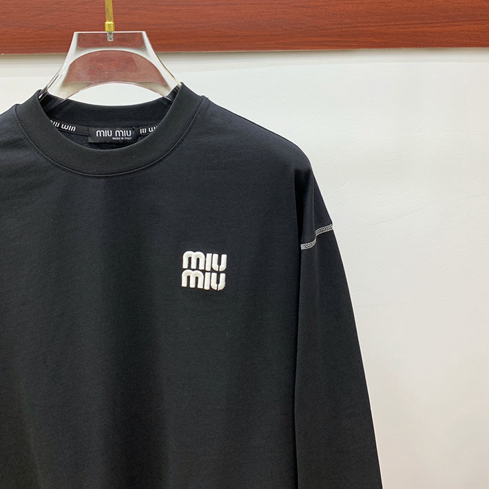 最高級MiuMiuスーパーコピー MiuMiu Tシャツ 長袖 カットソー コットン ロゴT クルーネック ブラック 2524760 Miumiu Tシャツ アウトレット - 画像 (9)