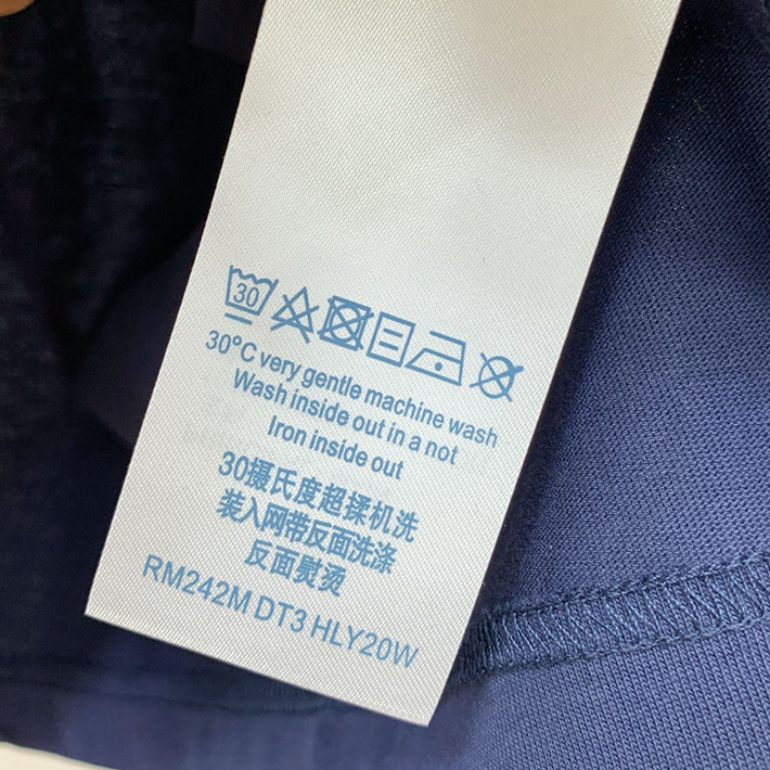 最高級ルイヴィトンスーパーコピー服 Louis Vuitton LVロングスリーブTシャツ ネイビー 2524767 ルイヴィトン Tシャツ 新作 - 画像 (2)