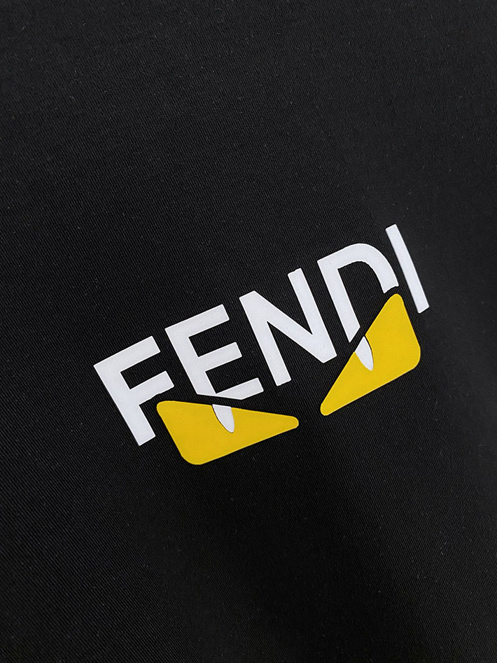 最高級フェンディスーパーコピー キッズ ロングTシャツ FENDI ROMA ロゴ クルーネック 長袖シャツ ブラック 2524821 フェンディ Tシャツ メンズ - 画像 (6)