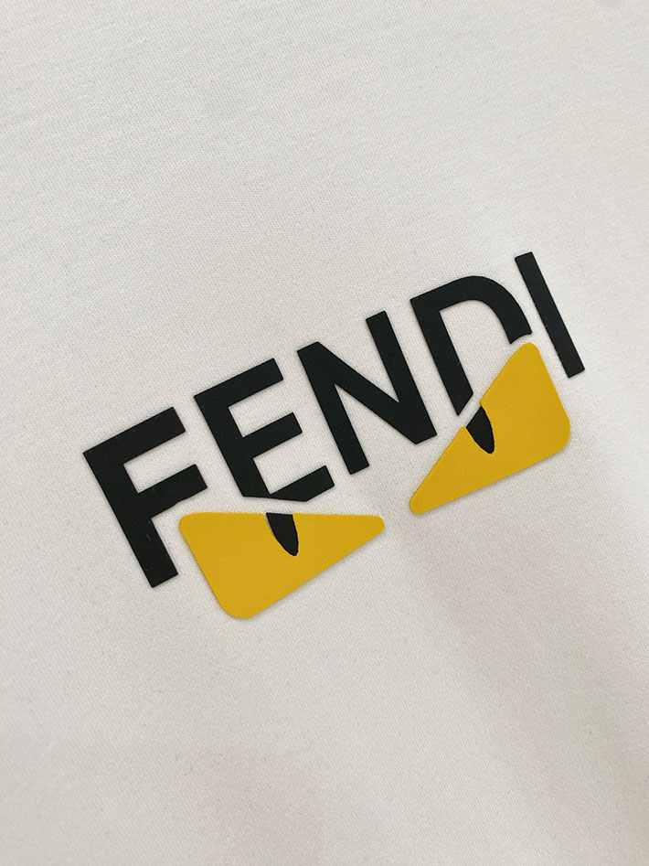 最高級フェンディスーパーコピー キッズ ロングTシャツ FENDI ROMA ロゴ クルーネック 長袖シャツ ホワイト 2524822 フェンディ Tシャツ メンズ - 画像 (7)