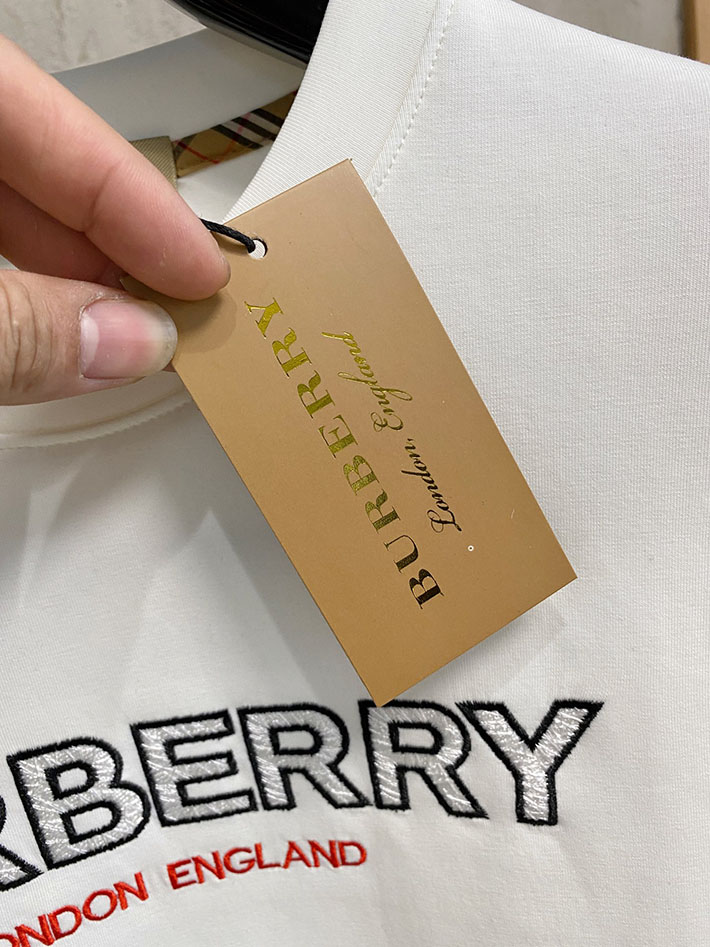 最高級バーバリースーパーコピー BURBERRY ロゴプリント 長袖スウェットトレーナー アイボリー ホワイト 2524858 バーバリー トレーナー アウトレット - 画像 (6)