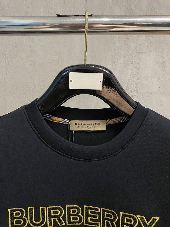 最高級バーバリースーパーコピー BURBERRY ロゴプリント 長袖スウェットトレーナー アイボリー ブラック 2524859 バーバリー トレーナー アウトレット - 画像 (9)
