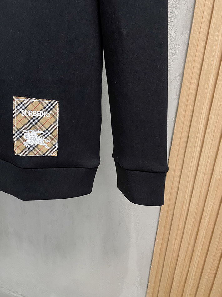 最高級バーバリースーパーコピー BURBERRY ロゴプリント 長袖スウェットトレーナー アイボリー ブラック 2524859 バーバリー トレーナー アウトレット - 画像 (5)
