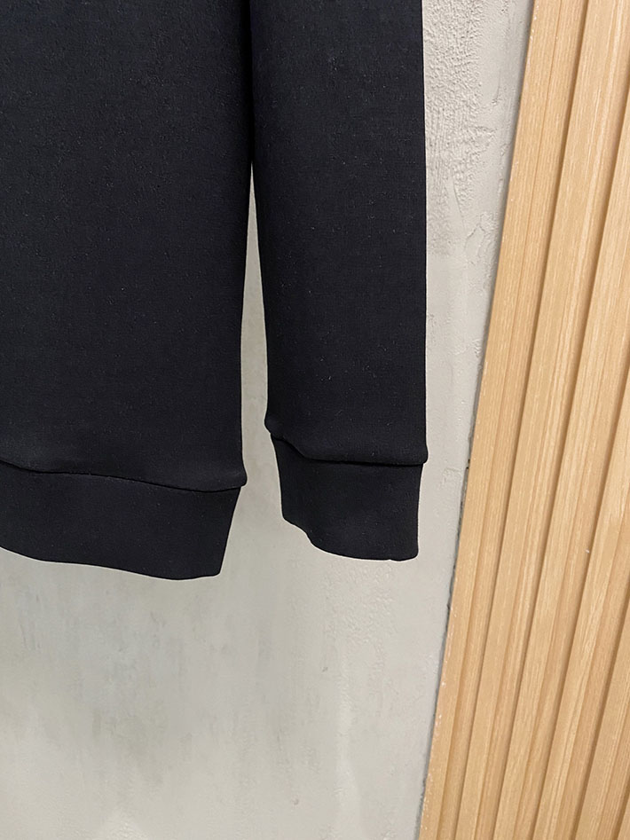 最高級バーバリースーパーコピー BURBERRY ロゴ スウェット ロングスリーブ コットン ブラック 2524865 バーバリー トレーナー アウトレット - 画像 (5)