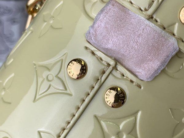 ルイヴィトン アウトレット 店舗 LOUIS VUITTON アスター シックイエロー M24099 モノグラム・ヴェルニ - 画像 (6)