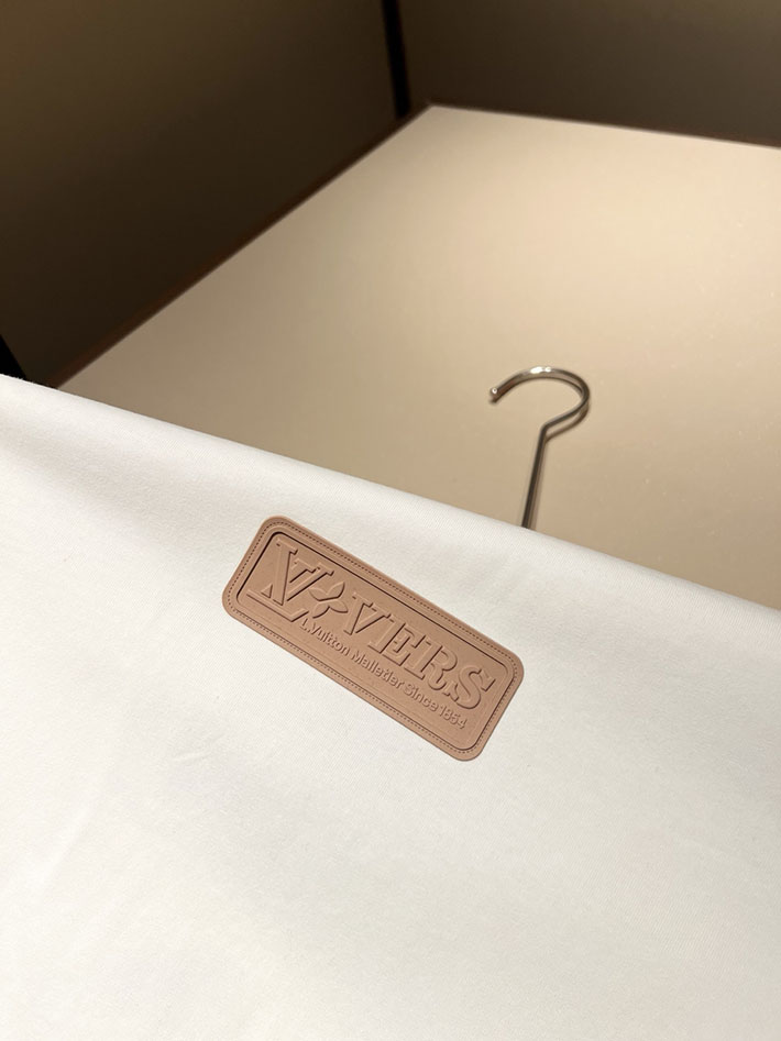 最高級ルイヴィトンスーパーコピー Vuitton おしゃれ メンズパーカー・トレーナー ホワイト 2524960 トレーナー おしゃれ メンズ - 画像 (3)