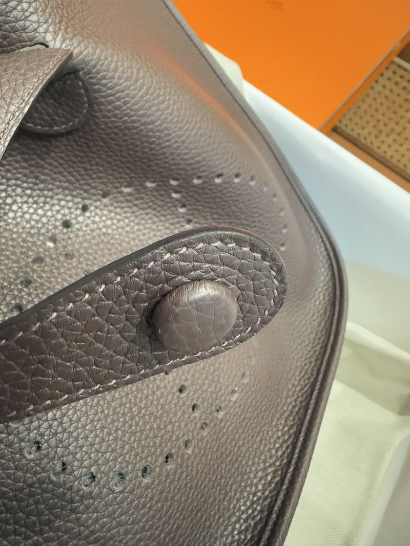 レディース エルメス バッグ HERMES エヴリン 29 PM エベンヌ トリヨンクレマンス シルバー金具 2526017 エブリン 29 定価 - 画像 (5)