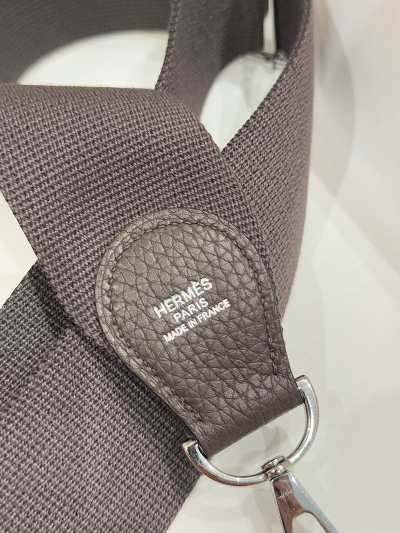 レディース エルメス バッグ HERMES エヴリン 29 PM エベンヌ トリヨンクレマンス シルバー金具 2526017 エブリン 29 定価 - 画像 (4)