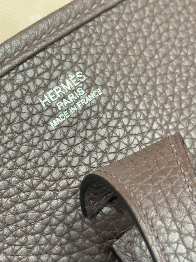 レディース エルメス バッグ HERMES エヴリン 29 PM エベンヌ トリヨンクレマンス シルバー金具 2526017 エブリン 29 定価 - 画像 (3)