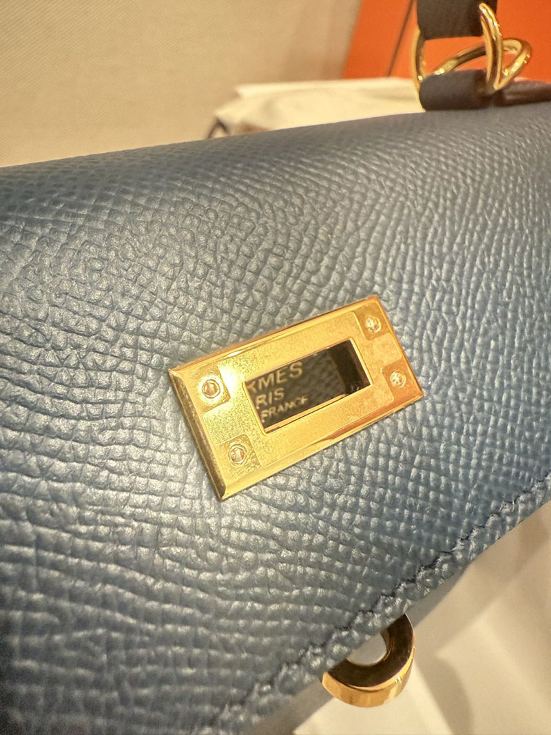 レディース エルメス バッグ HERMES ケリー25 外縫い ディープブルー ヴォーエプソン ゴールド金具 2526022 - 画像 (10)