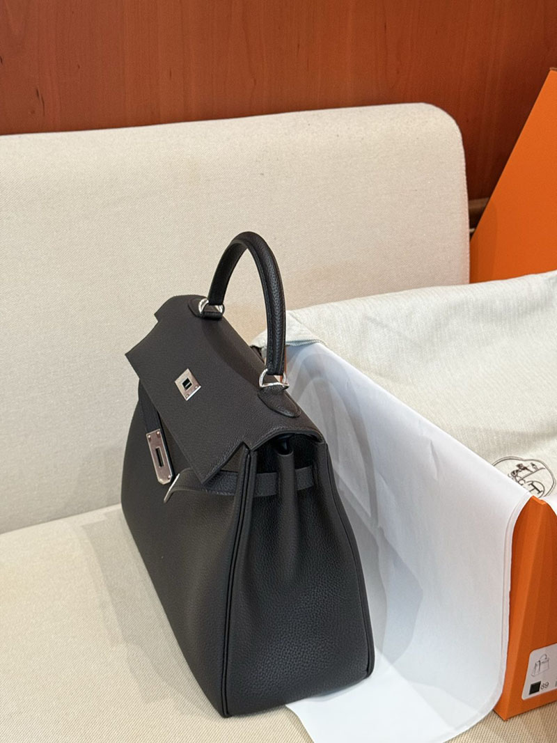 レディース エルメス バッグ HERMES ケリー32/内縫 黒 ブラック トゴ シルバー金具 2526024 ケリー32 定価 - 画像 (11)