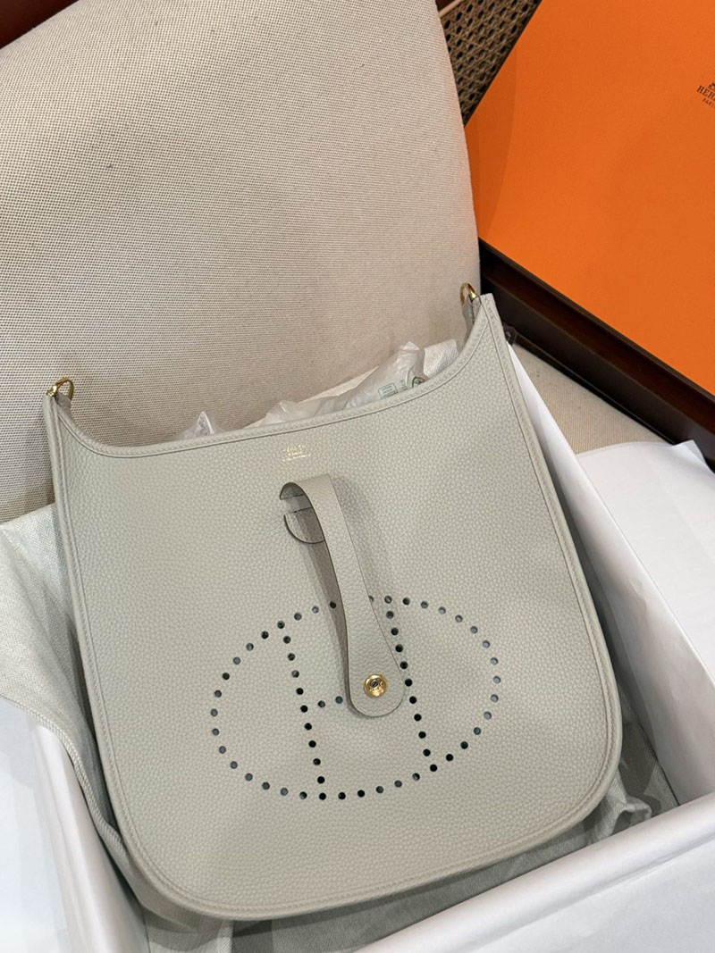 レディース エルメス バッグ HERMES エヴリン 29 PM ベトン トリヨンクレマンス ゴールド金具 2526027 エブリン 29 定価 - 画像 (7)