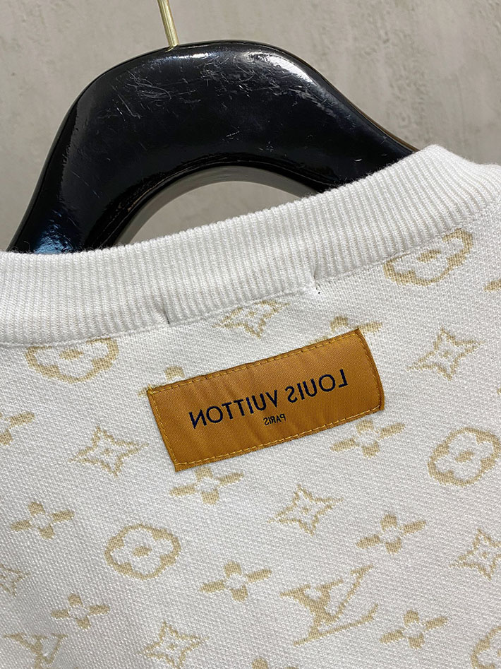 最高級ルイヴィトンスーパーコピー LV モノグラムポインテールコットンニットセーター ホワイト 2525061 ヴィトン ニット メンズ - 画像 (4)