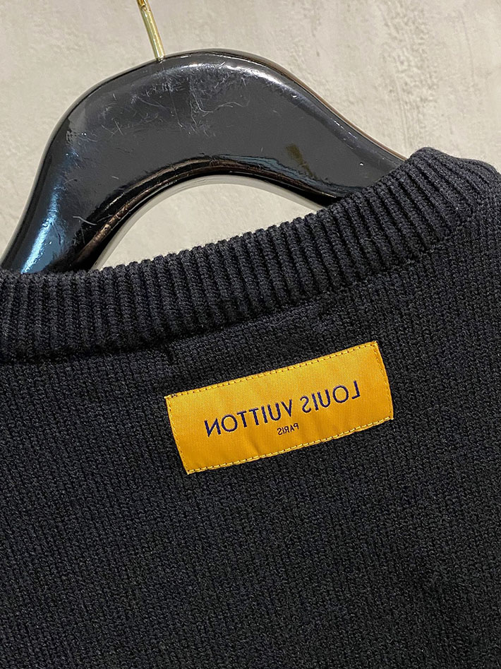 最高級ルイヴィトンスーパーコピー LV プルオーバー グレーメランジ ロゴ ブラック 2525064 ヴィトン ニット メンズ - 画像 (4)