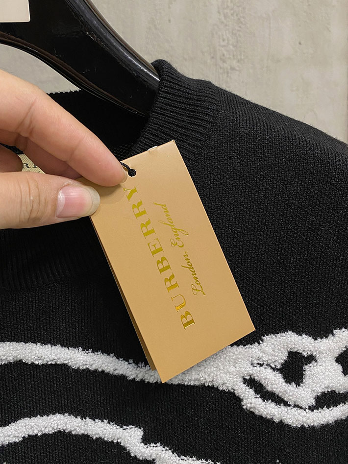 最高級バーバリースーパーコピー BURBERRY クルーネックセーター ニット ブラック 2525066 バーバリー メンズ ニット - 画像 (5)