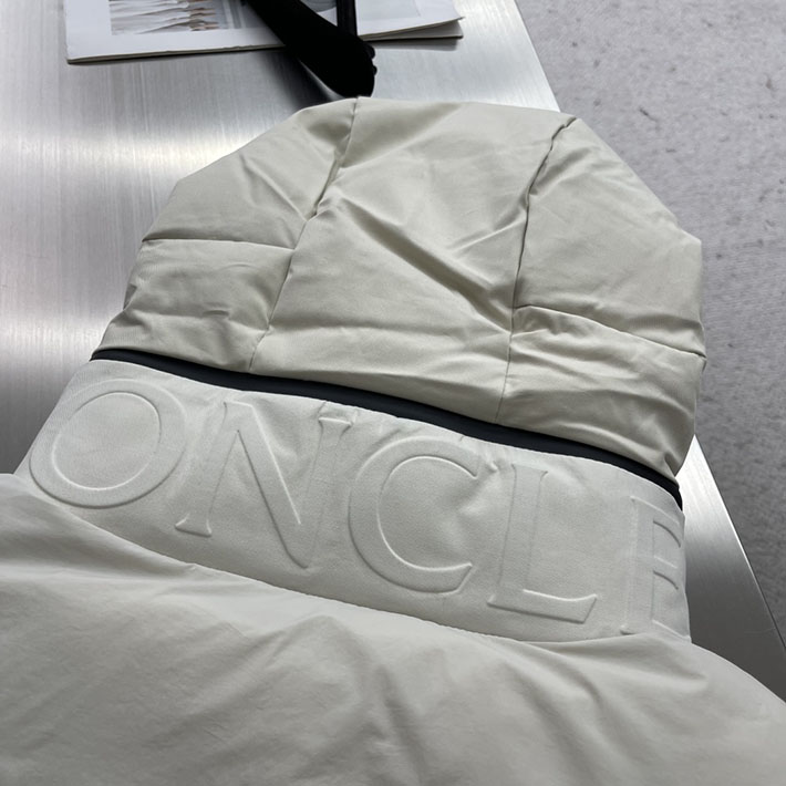 最高級モンクレールスーパーコピー Moncler ゲルサック ダイアゴナルキルティングジレ ホワイト 2525083 モンクレール ダウン 値段 - 画像 (3)