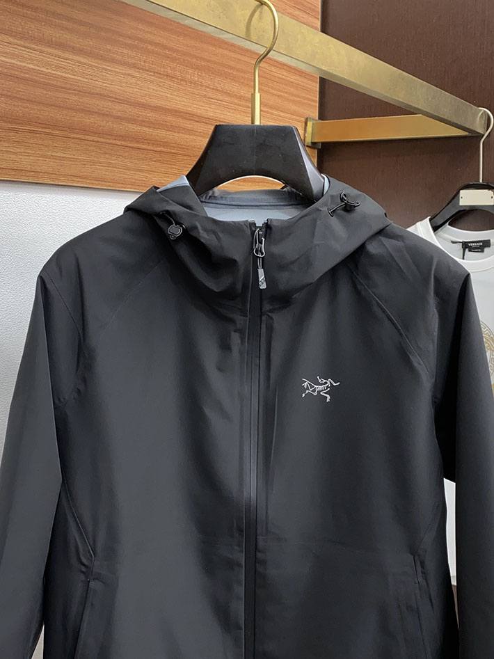 最高級アークテリクススーパーコピー Arc'texry SOLANO HOODY M ポリエステルジャケット ブラック 2525101 アークテリクス ジャケット 人気 - 画像 (9)
