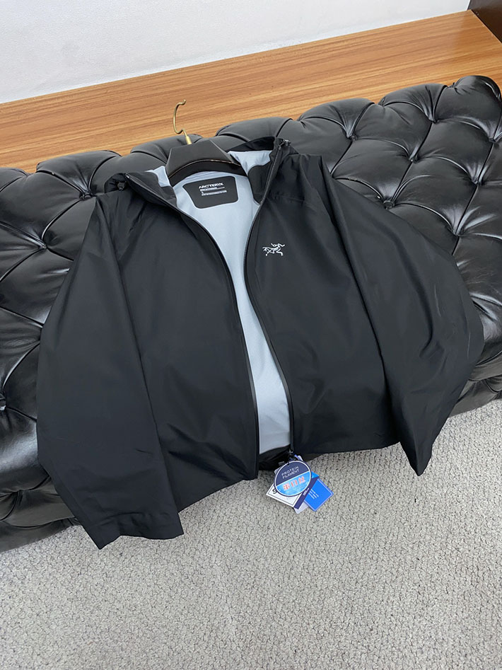 最高級アークテリクススーパーコピー Arc'texry SOLANO HOODY M ポリエステルジャケット ブラック 2525101 アークテリクス ジャケット 人気 - 画像 (4)