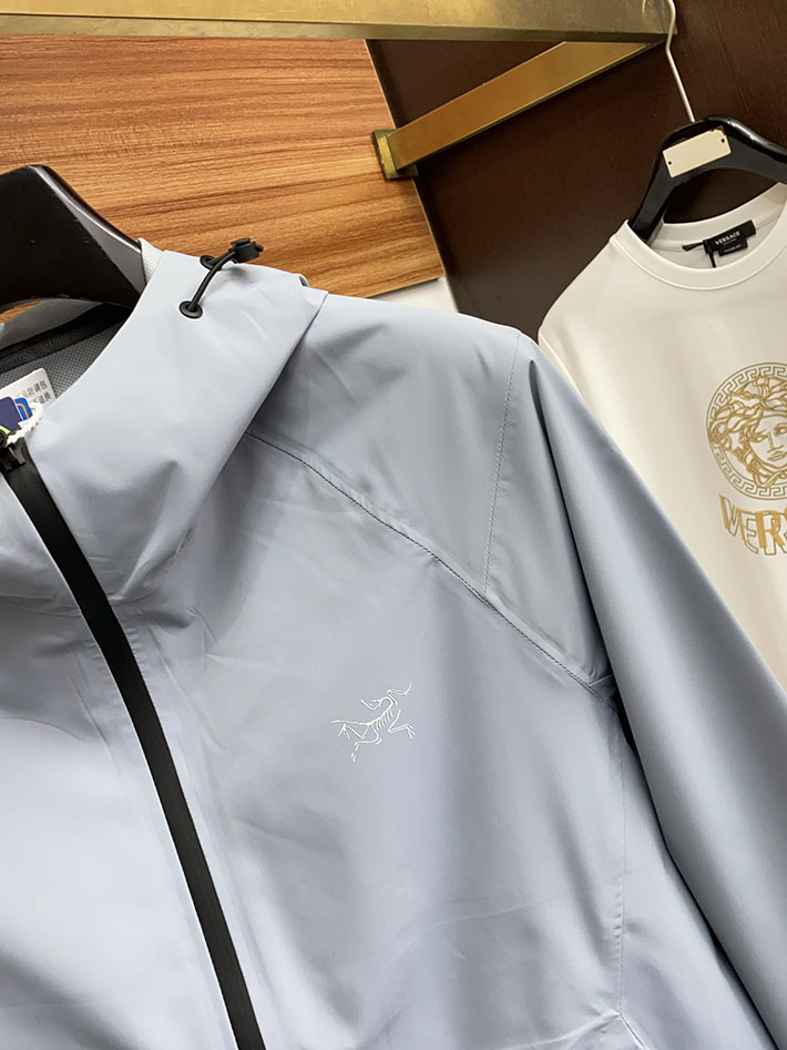 最高級アークテリクススーパーコピー Arc'texry SOLANO HOODY M ポリエステルジャケット スカイブルー 2525102 アークテリクス ジャケット 人気 - 画像 (8)