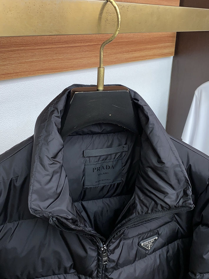 最高級プラダスーパーコピー PRADA メンズ ダウンジャケット・コート Nylon down jacket ブラック 2525110 プラダ ダウン アウトレット - 画像 (8)