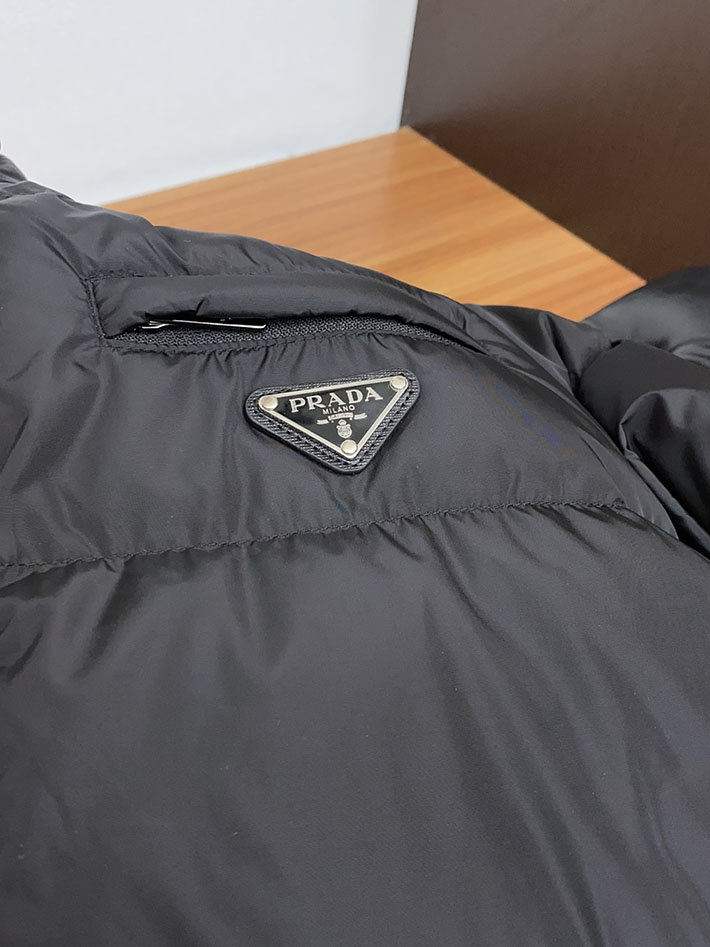 最高級プラダスーパーコピー PRADA メンズ ダウンジャケット・コート Nylon down jacket ブラック 2525110 プラダ ダウン アウトレット - 画像 (3)