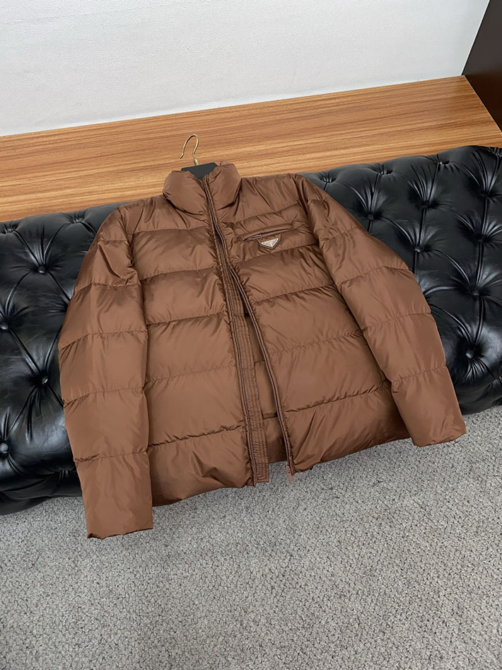 最高級プラダスーパーコピー PRADA メンズ ダウンジャケット・コート Nylon down jacket ブラウン 2525111 プラダ ダウン アウトレット - 画像 (5)